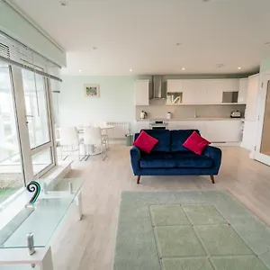  Apartment Luxurious Seaside Ireland